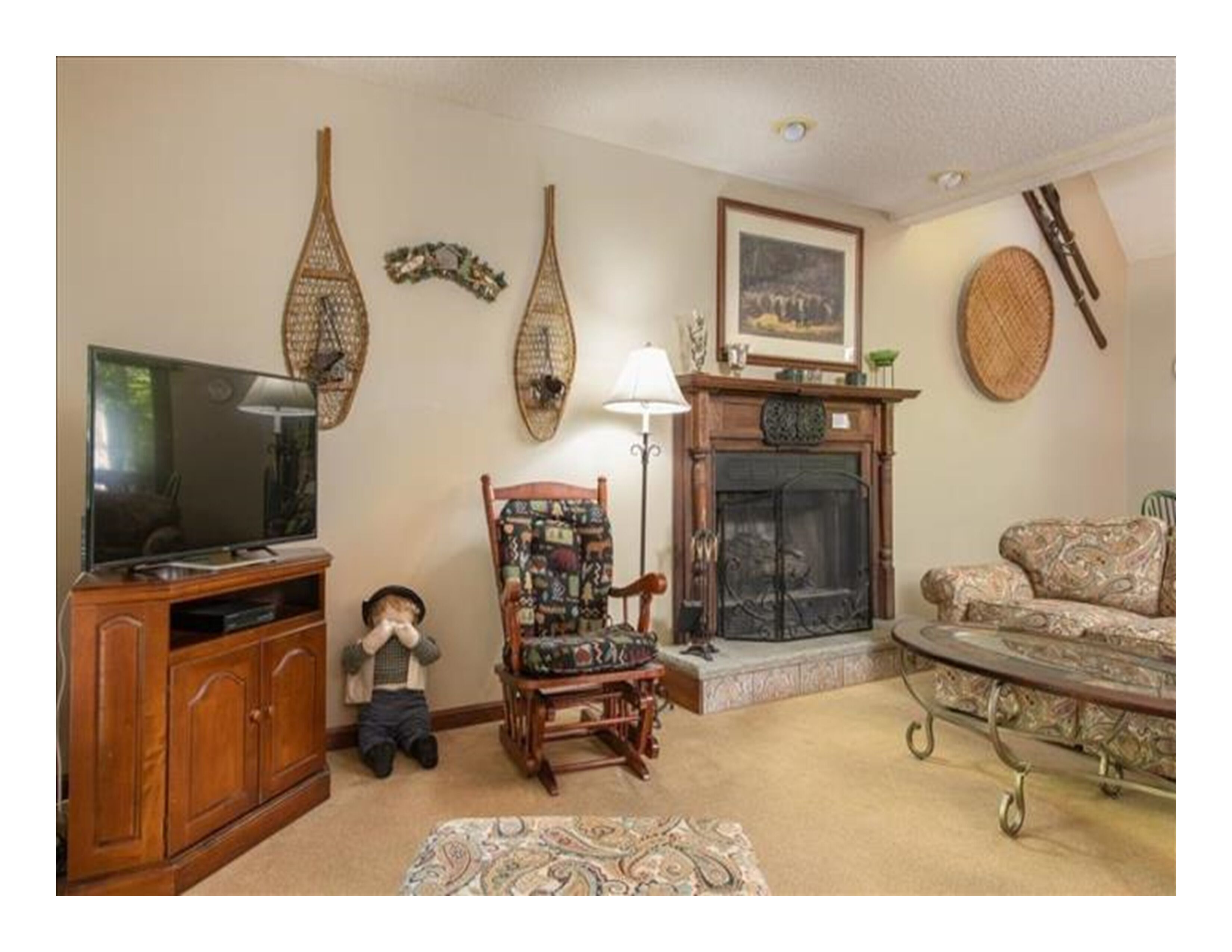 Fabulous Mountainside Escape/Rippling Waters/Walk to Slope/195 Brookside Rd.