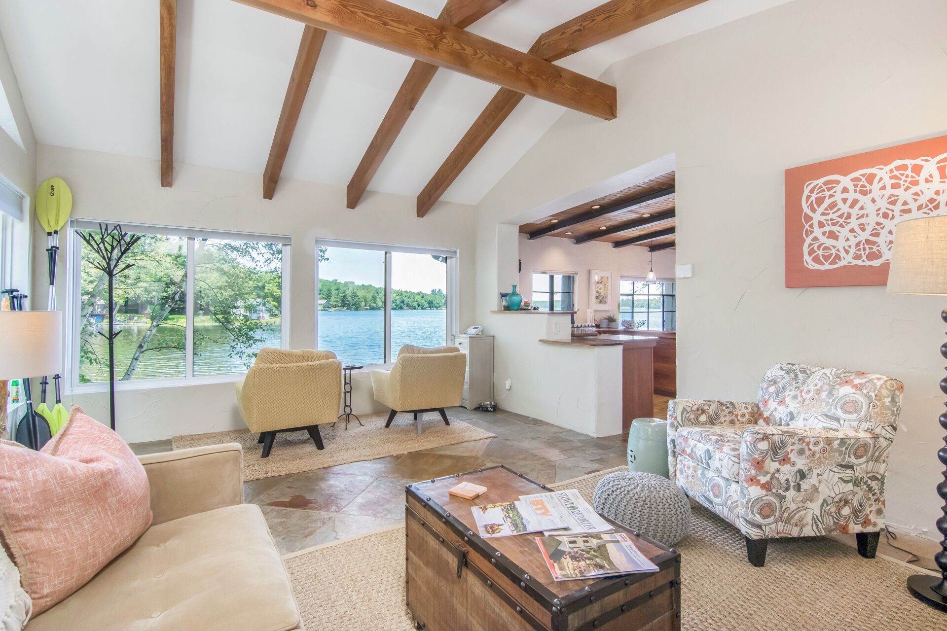 Gorgeous Lakefront Home close to Burlington!