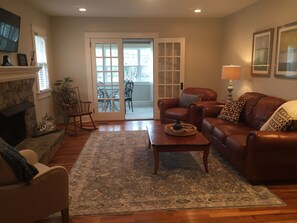 Smart TV, fireplace, books