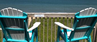 Turtle Tides-Oceanfront Retreat - Sunrise Views & Beach Vibes-Short-Stay Options