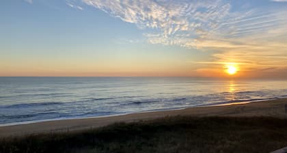 Turtle Tides-Oceanfront Retreat - Sunrise Views & Beach Vibes-Short-Stay Options