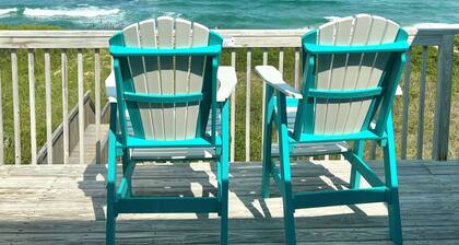 Oceanfront Penthouse with Amazing Sunrise Views & Direct Beach Access