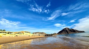 Beach nearby, beach towels