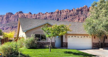 TDS 2 | Single Level Spacious Townhome! Near Arches National Park