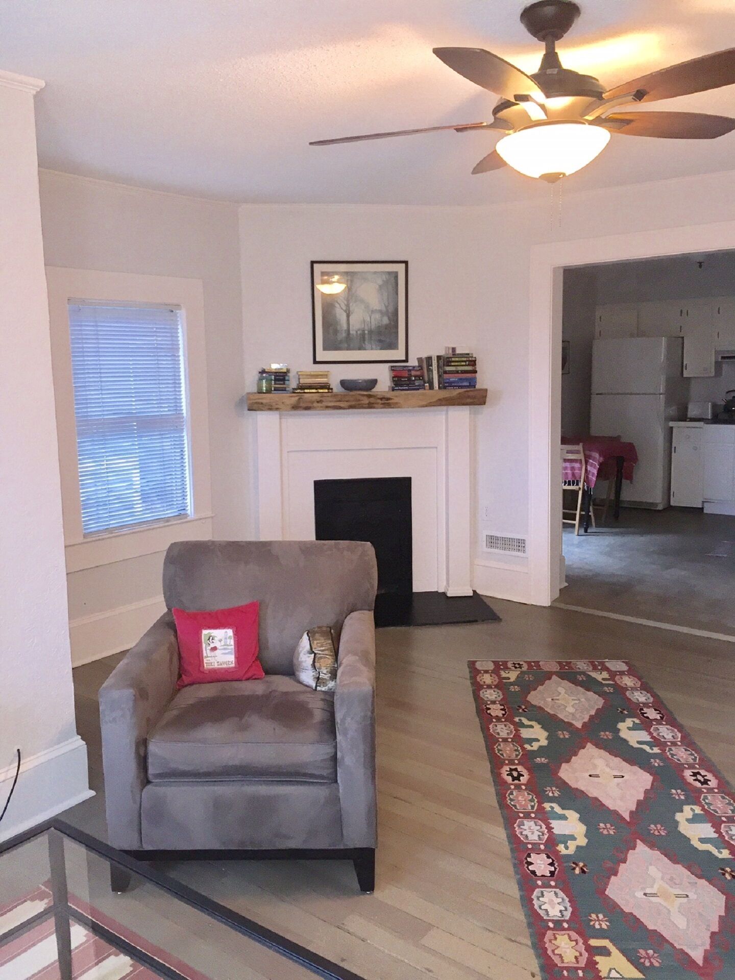 Cozy Bedsitter Closest to Pack Square Liberty Cafe Ayurvedic Inst - see video