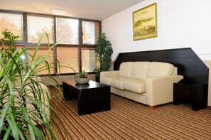 Apartment, 1 Bedroom | Minibar, free cribs/infant beds, free WiFi, bed sheets - Park Hotel Gardenia (Bansko)
