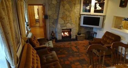 Lough Shore Cottage
