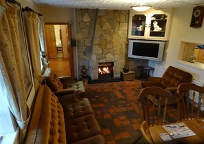 Living room - Lough Shore Cottage (Magherafelt)