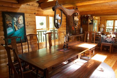PAPA BEAR'S LODGE -Best Log Cabin in Nevada City Sleeps up to 10.