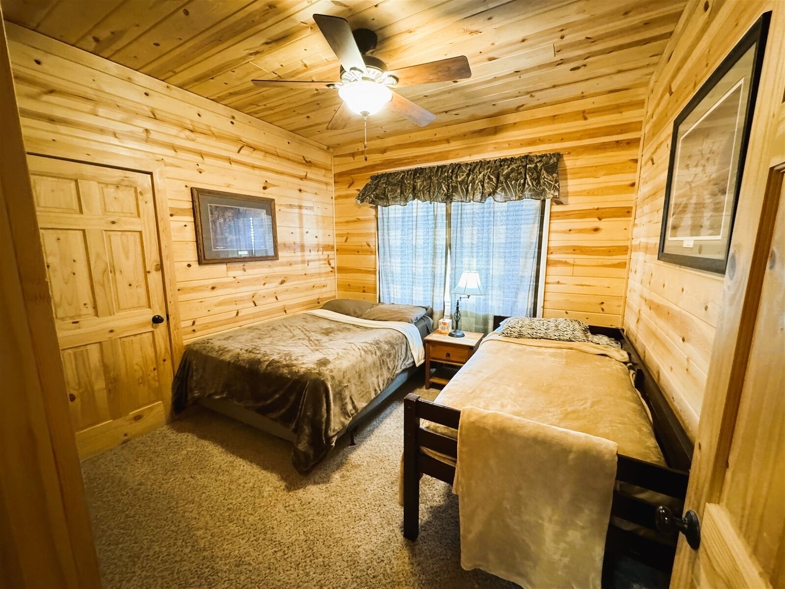 5 Schlafzimmer, Bettwäsche, Rollstuhlgeeignet