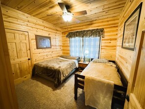 5 عدّة غرف نوم وملاءات أسرّة وتسهيلات لدخول الكراسي المتحركة