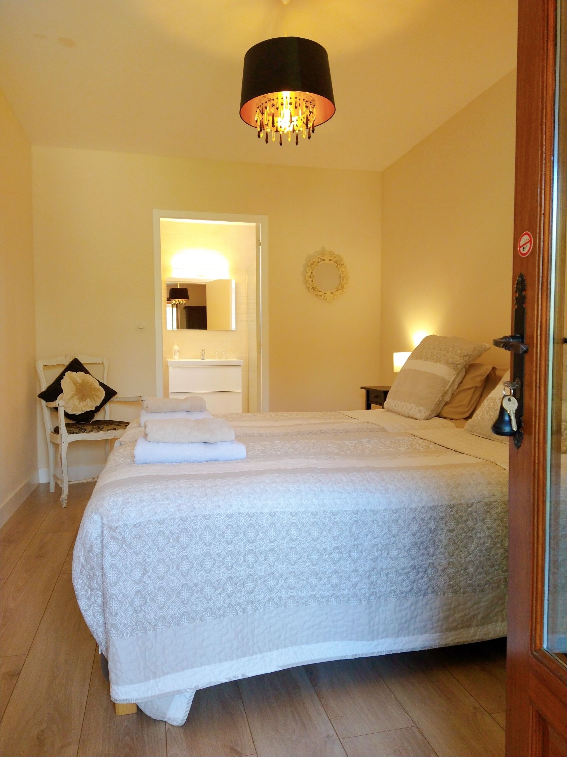 Photo - La Colline - Chambre d'hôtes - B&B