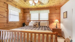 4 quartos, ferros/tábuas de passar roupa, berço de viagem, Wi-Fi