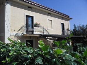 Front of property - Casale del Borgo (Centola)