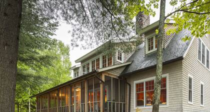 Madeline Island Cottage Overlooking Apostle Islands