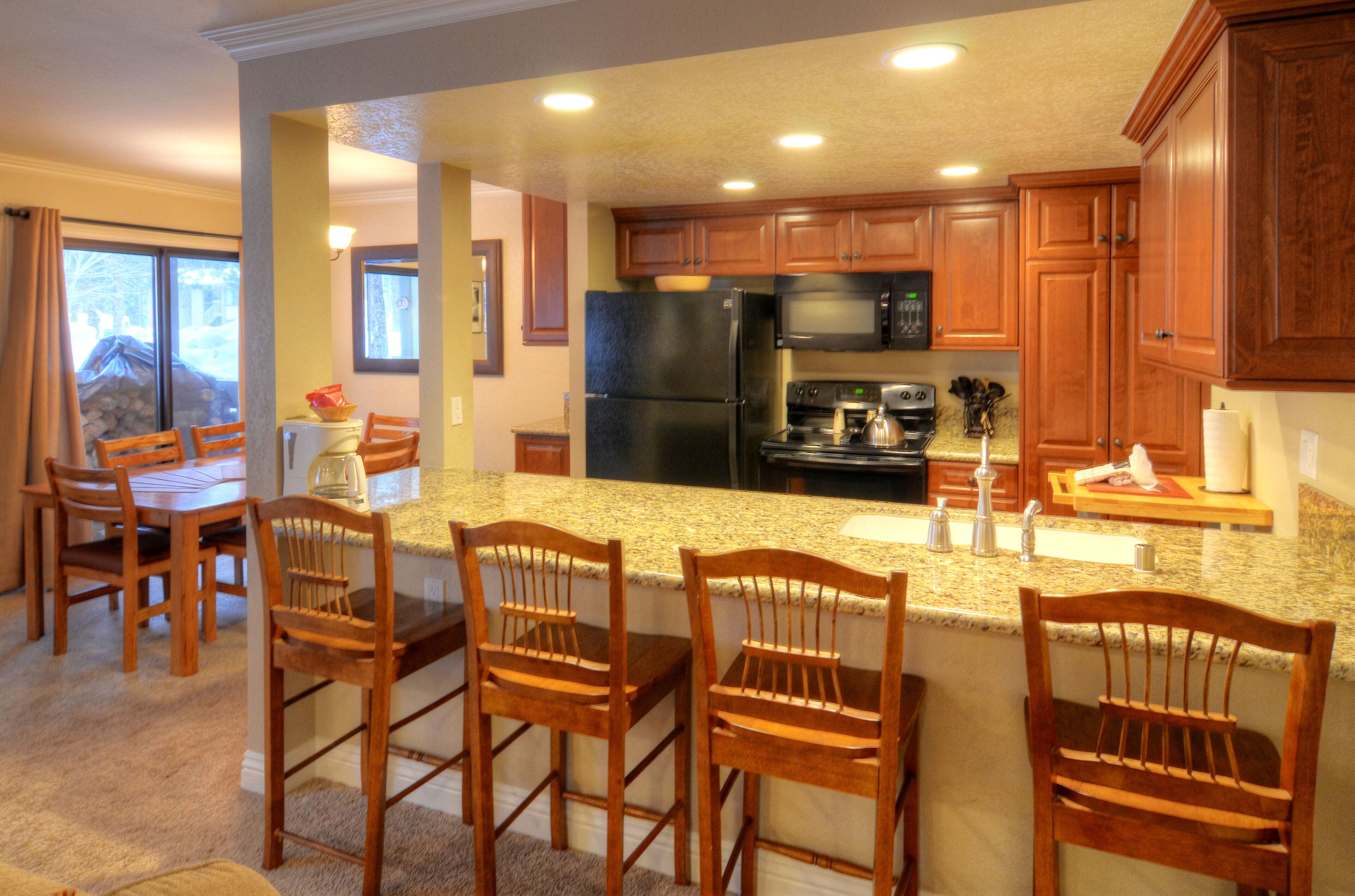 Great Deal on 5 Star 2 Bed/2Bath Condo at Value Prices