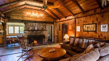 Smart TV, fireplace, video games, DVD player