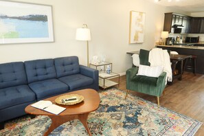 Télévision, lecteur de DVD, livres, vidéothèque