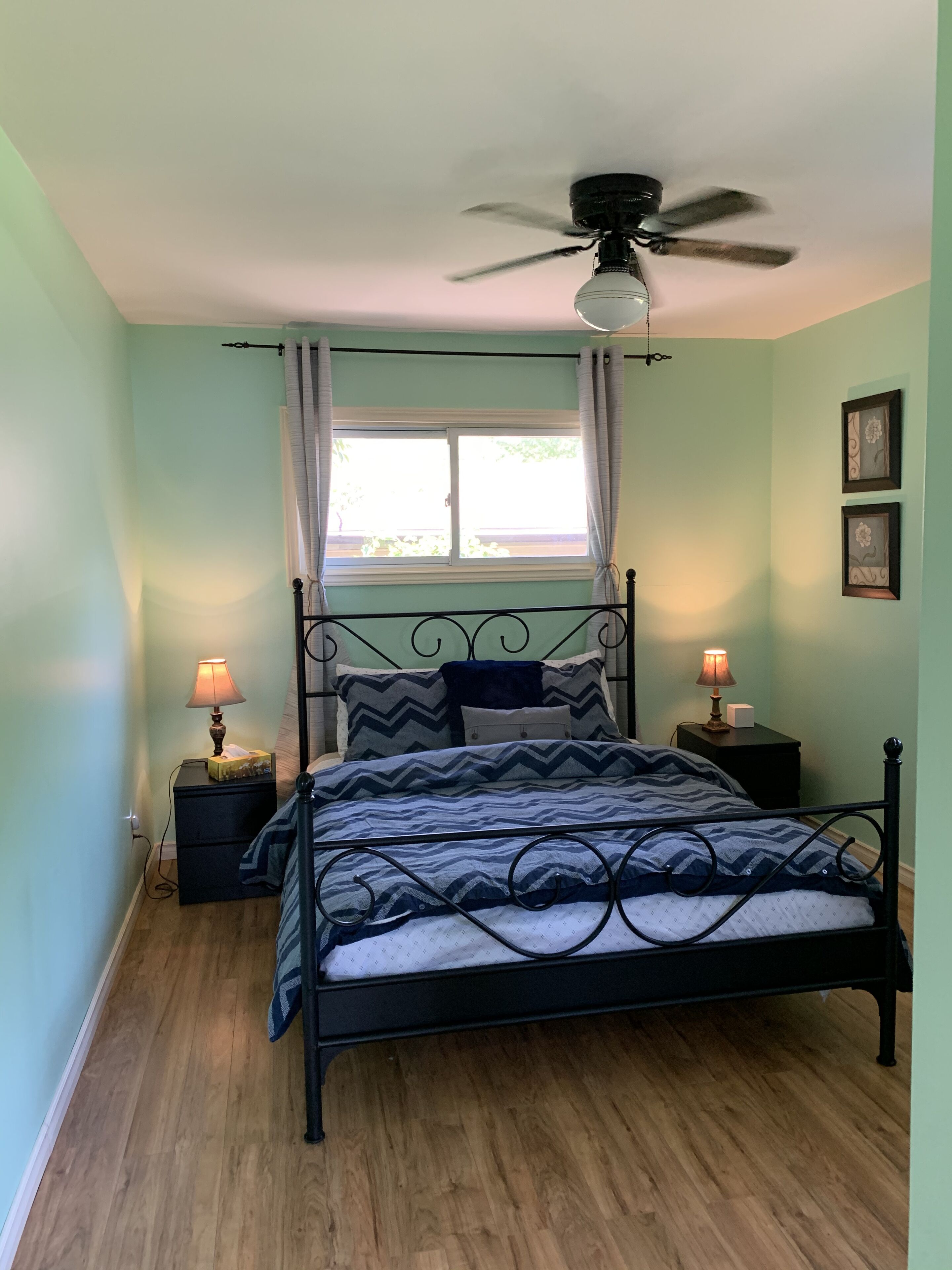 Amazing fully upgraded 3 bedroom+ new furniture, 1 full bath lake property