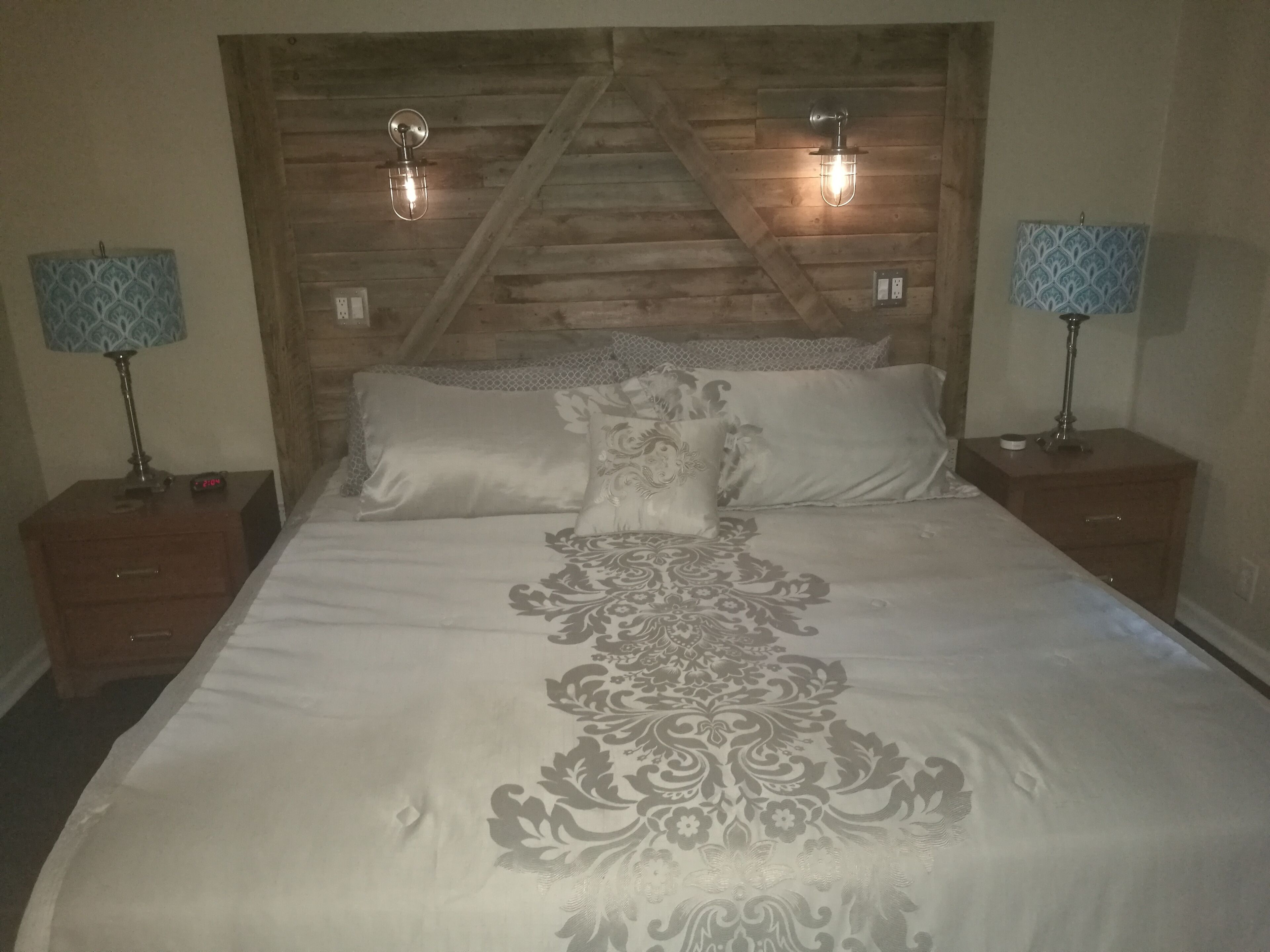 CASA BELLISSIMA - LAKE FRONT TOWNHOME  W/ SPECTACULAR VIEWS