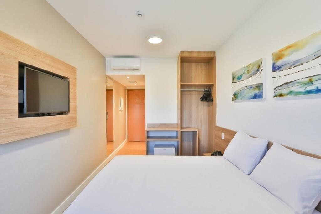 superior double room | 1 bedroom, minibar, desk, blackout curtains