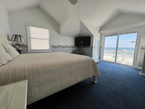 4 bedrooms, iron/ironing board, WiFi