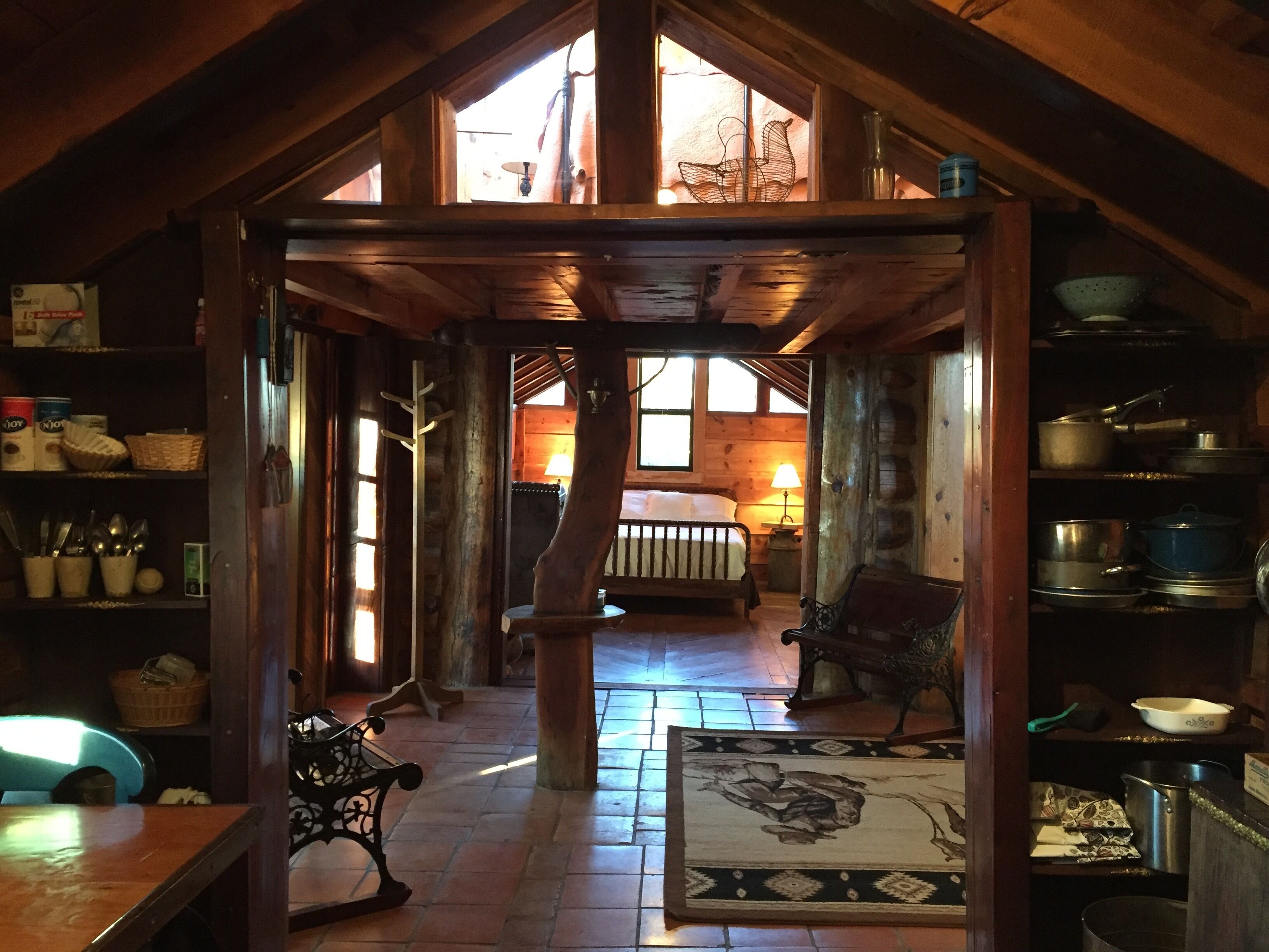 Unique Log cabin at Bearpaw Ranch on the Gila River