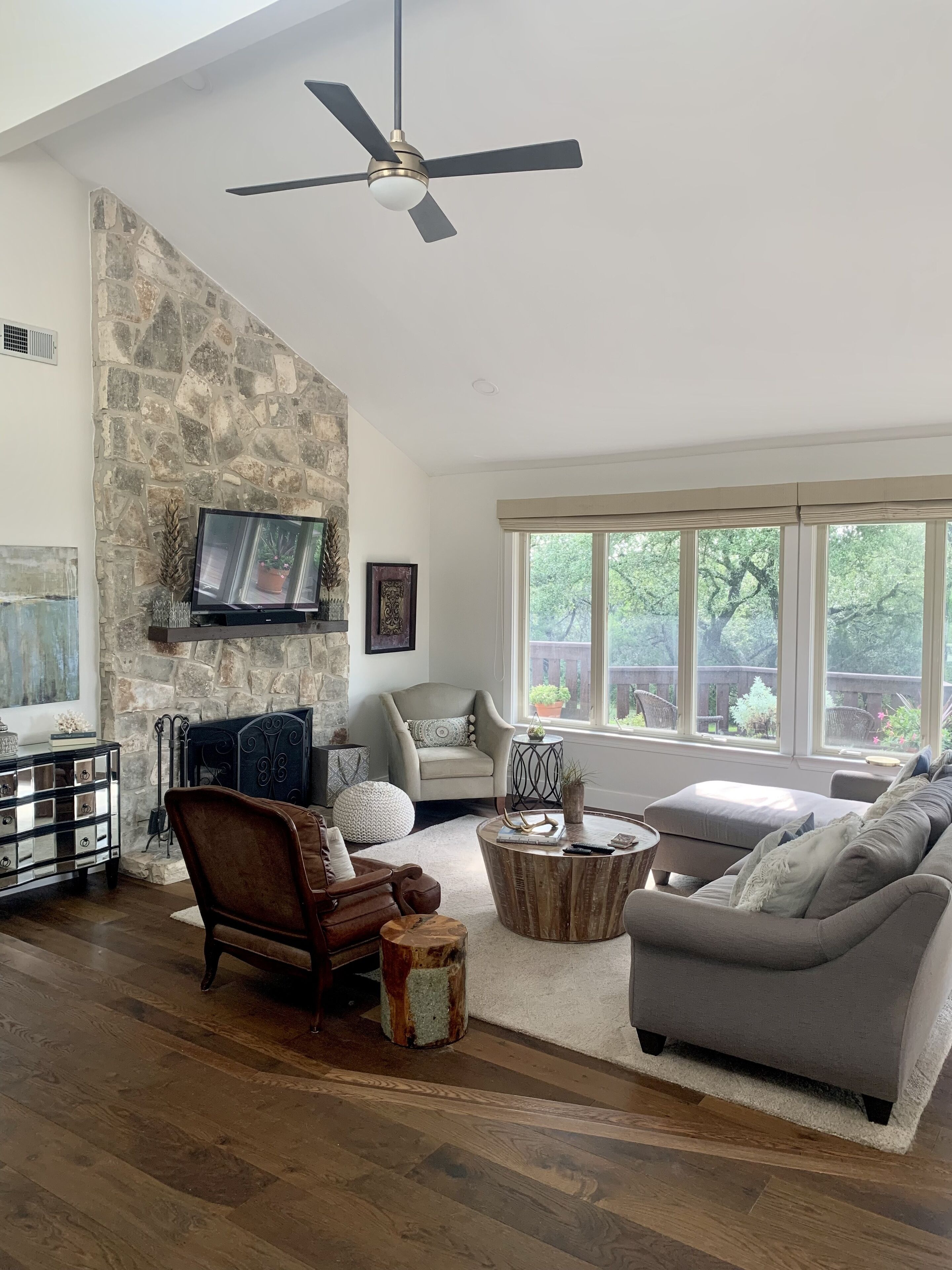 Texas Hideaway Just 15 Minutes From Downtown - pool and privacy! Newly remodeled