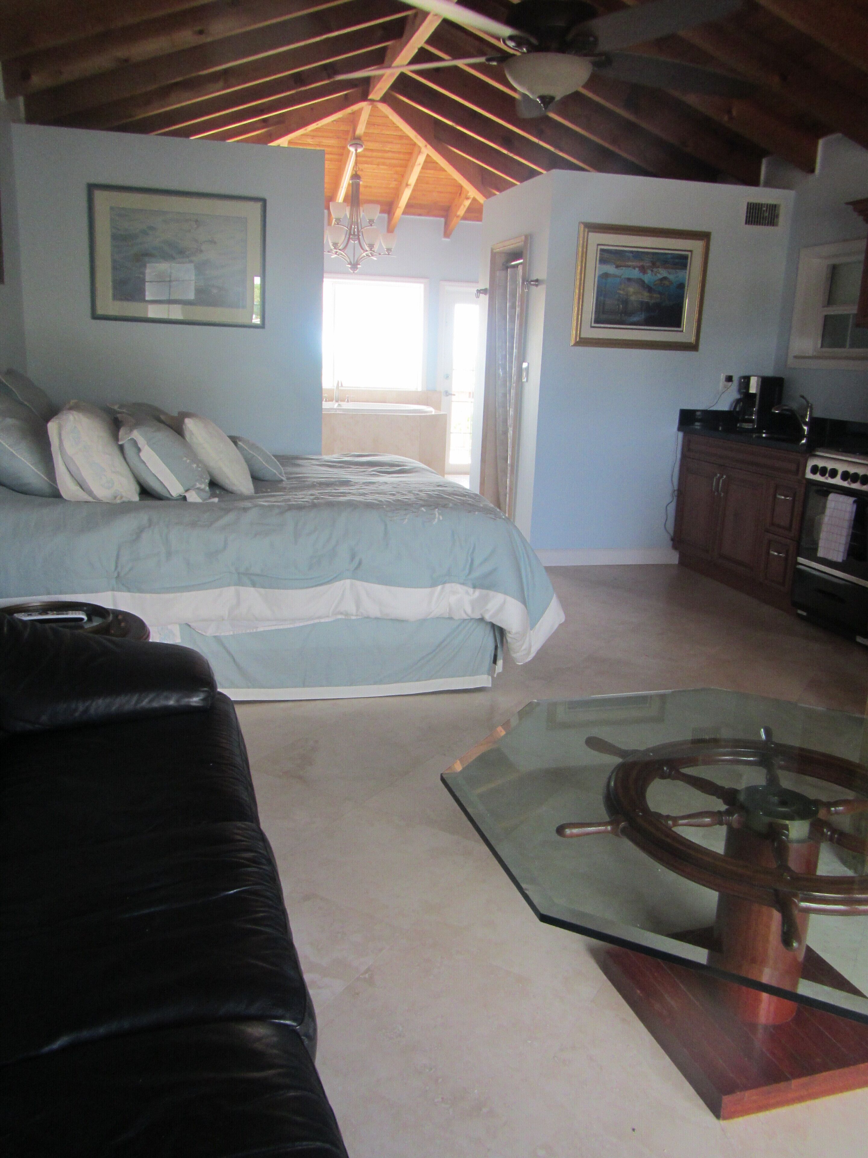 3 chambres, fer et planche à repasser, Wi-Fi gratuit, draps fournis