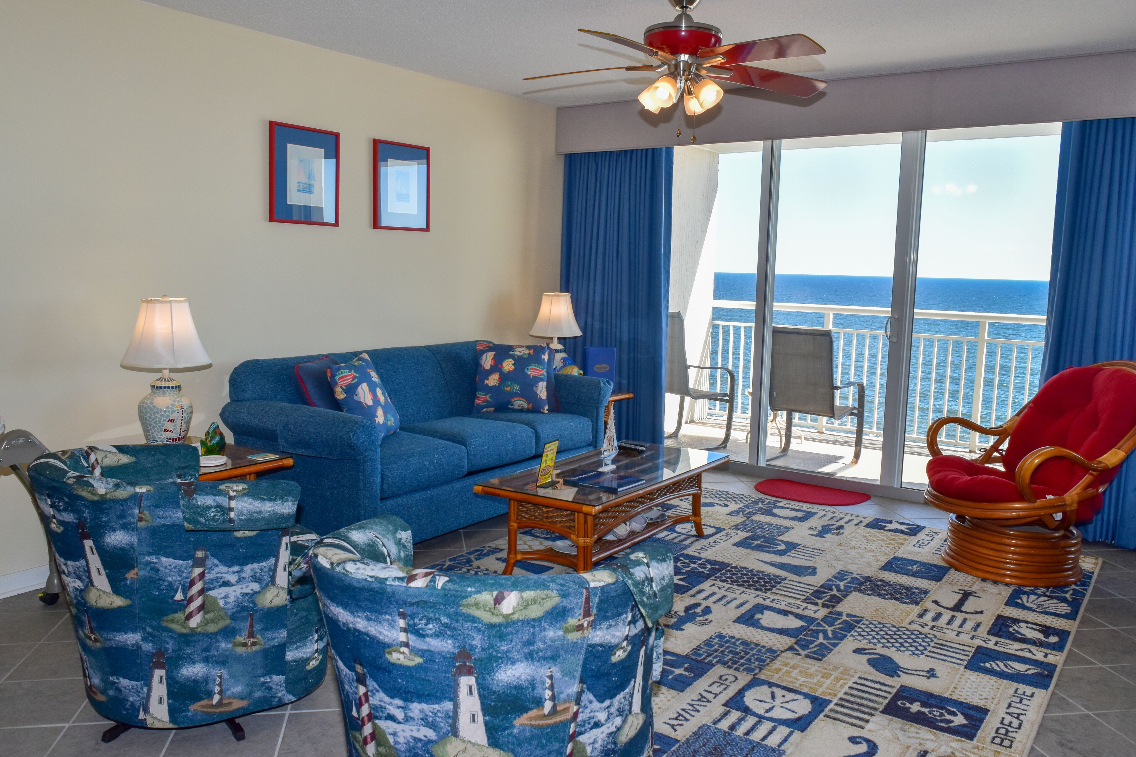 Beautiful 2 Bedroom 2 Bath Oceanfront Condo Great Views Lots of amenities!