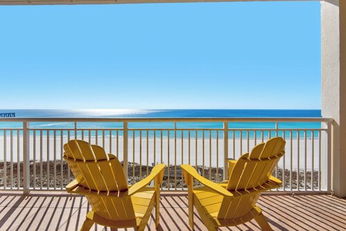 Schöne 2br / 2BA 6. Etage Beach Front Pearl Unit - 4 Bch Stühle & 2 Sonnenschirme