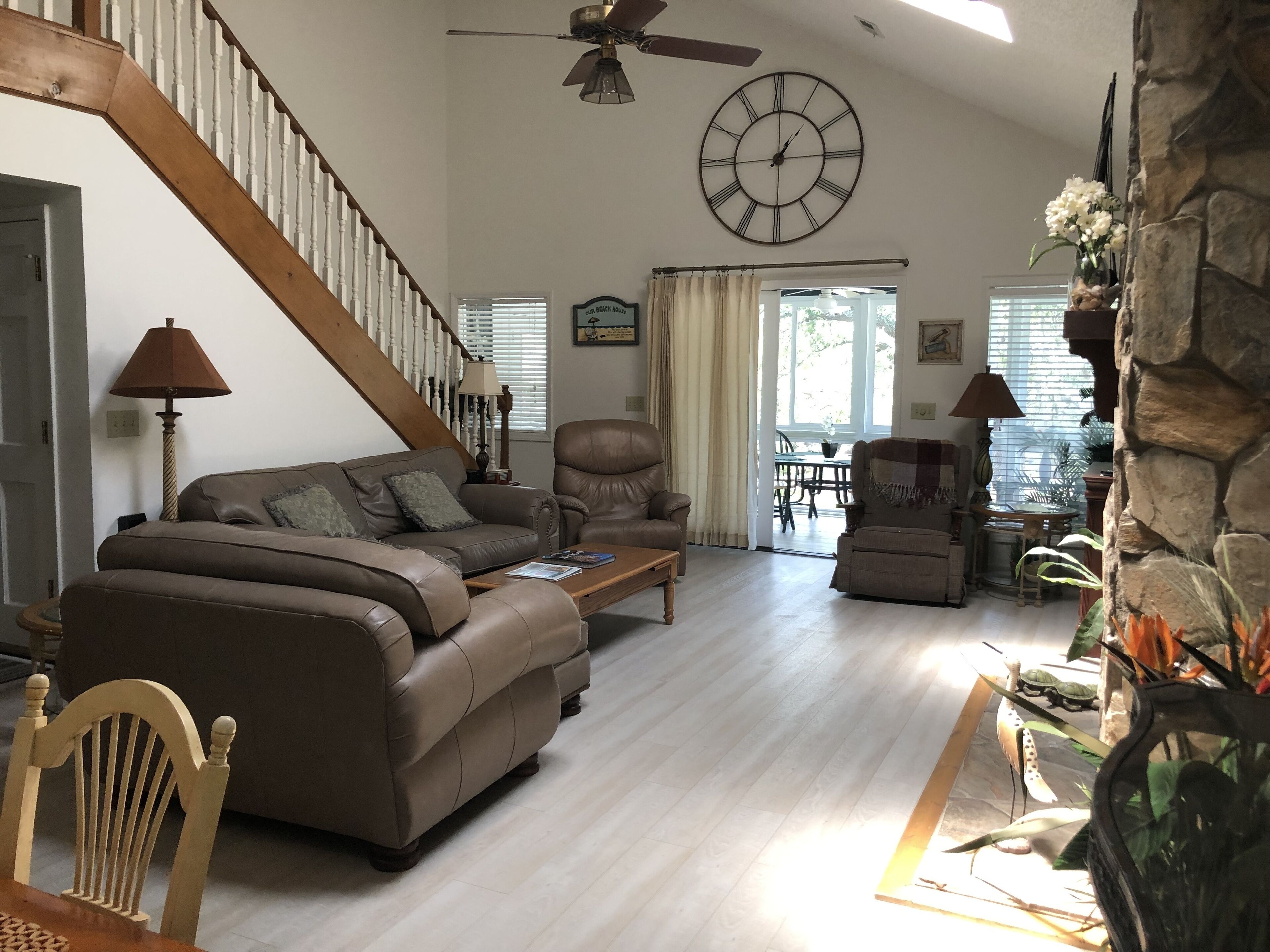 Exceptional location!!!! Short walk to beach, Oak Island Pier and restaurants!