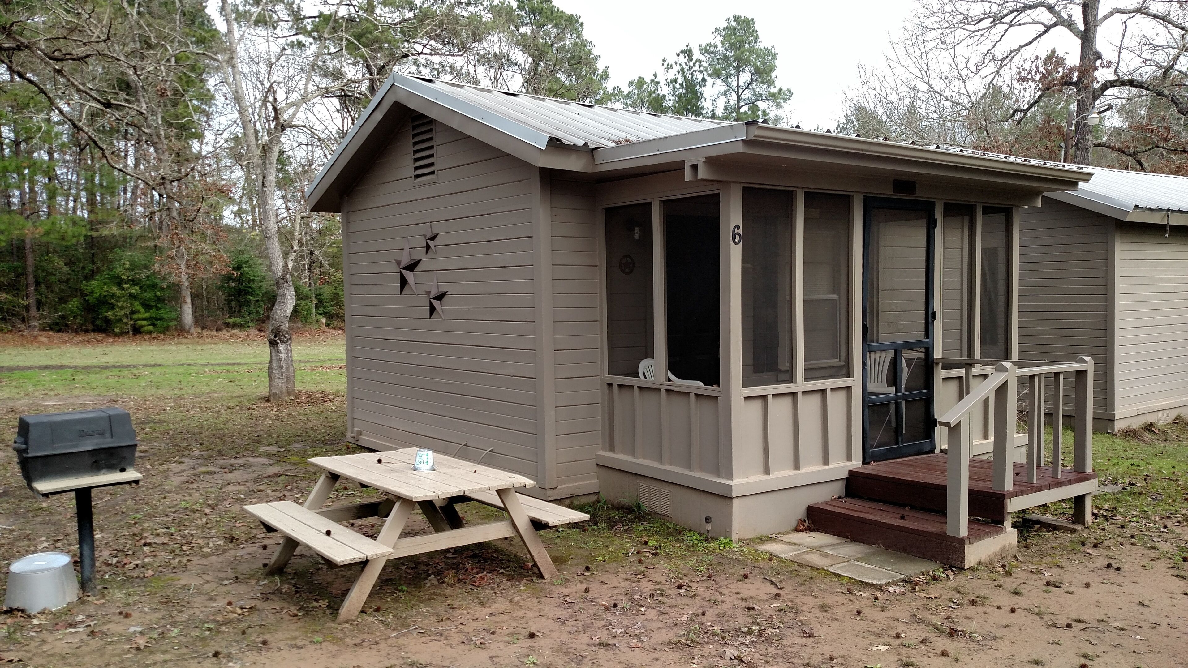 Really cute, rustic cabin on Lake Sam Rayburn, Tx - Cabin  6