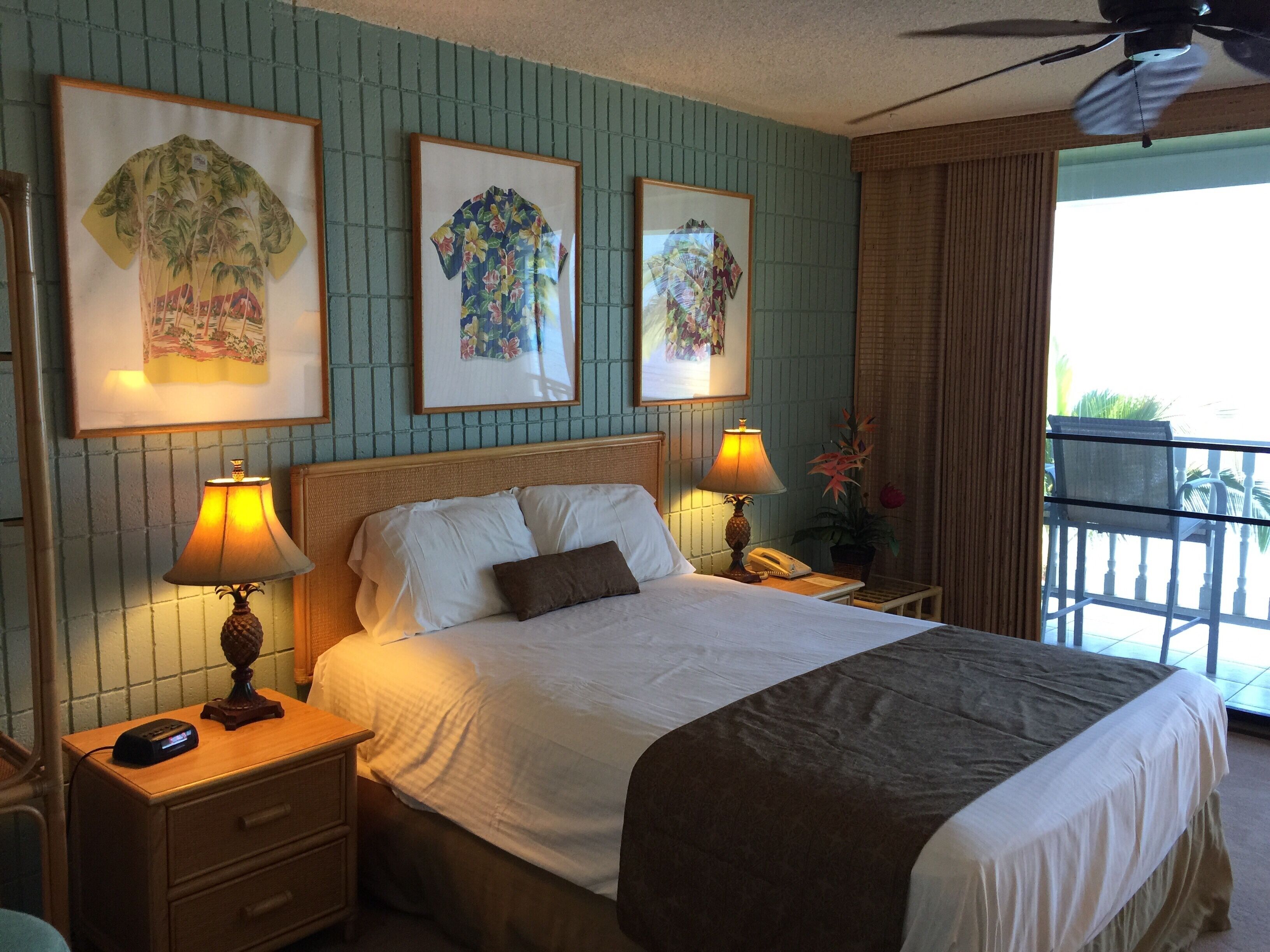Premier Lahaina Ocean Front Studio with Fantastic Ocean View