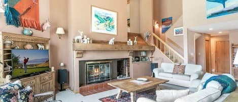 Byhus - 3 soveværelser | Opholdsområde | Fladskærms-tv