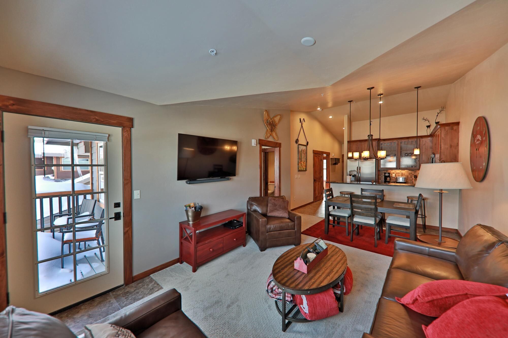 Cozens Pointe 2 Bedroom Condo by RedAwning