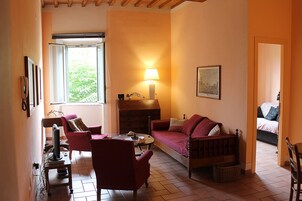 Televisión de pantalla plana, reproductor de DVD