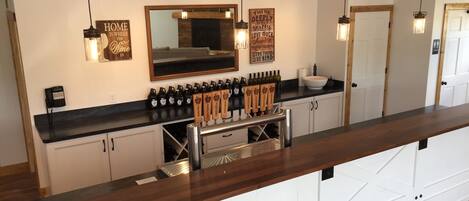 Bar (in der Unterkunft)