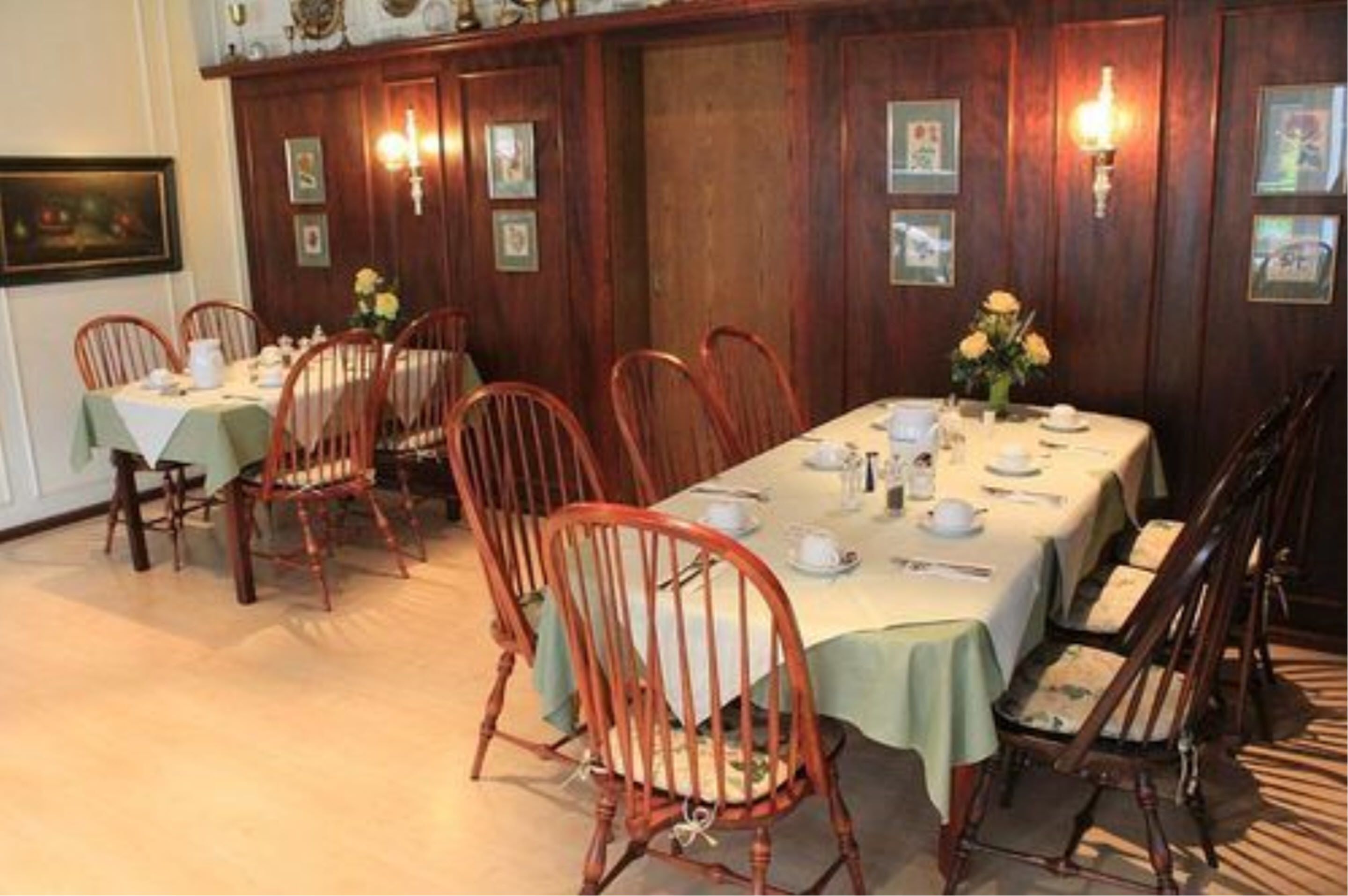 Tägliches inbegriffenes Frühstücksbuffet