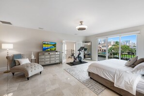 5 Schlafzimmer, Bügeleisen/Bügelbrett, Reisekinderbett, WLAN