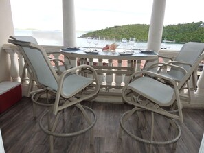 Outdoor dining - Grande Bay luxury studio (St John USVI)