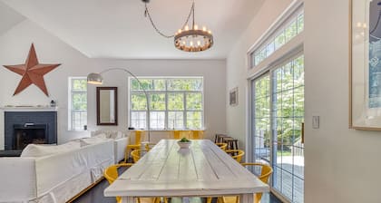 Maison de designer avec piscine. Vélo à la ville et à la plage!<br>Séjour minimum de 15 nuits