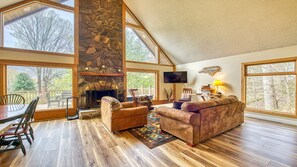 Smart-TV, peis, videospill og DVD-spiller