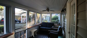 Close to the Ocean Senior/Pet friendly Great Rates!