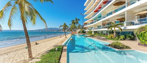 Ulkouima-allas, lämmitetty uima-allas