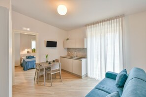 Superior Quadruple Room, Private Bathroom (itaca) | Property entrance - Odissea Residence e Rooms (Castellabate)