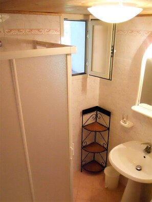 House, 2 Bedrooms | Bathroom - Casa Anselmi (Portoferraio)