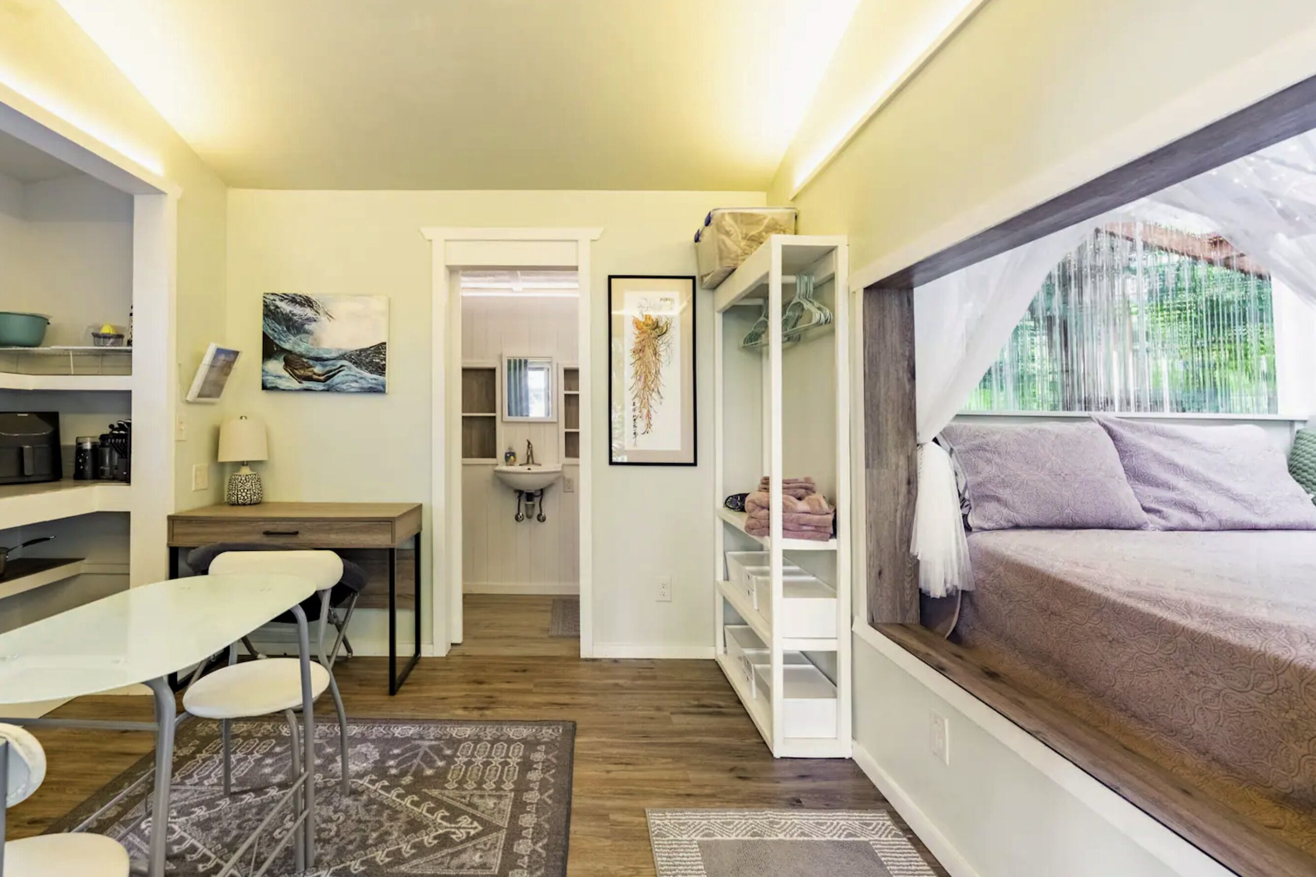 1 bedroom, in-room safe, free WiFi, bed sheets