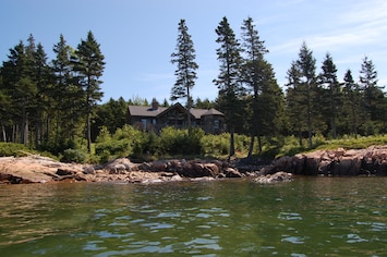 The house sits on 580 feet of spectacular and diverse oceanfront property.
