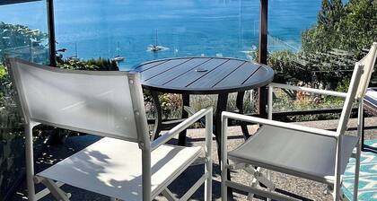 The Roost at Villa Magnolia Guest House: Beautiful Couples Getaway